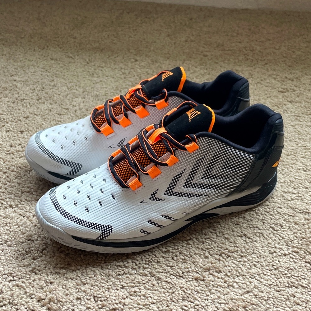 Everlast Dribble Low Youth Basketball Sneakers 6 Sports Shoes Kids Memory Foam